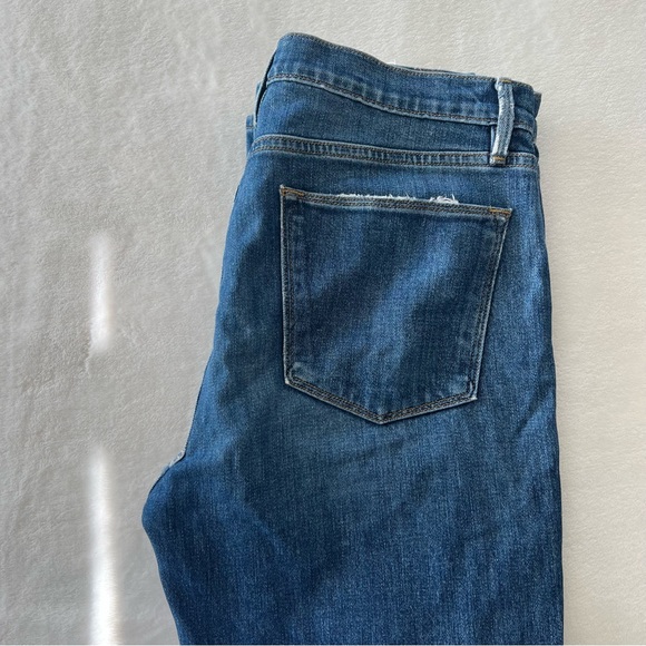 FRAME Denim Le High Skinny Distressed Jeans in Reef Point - Picture 6 of 11